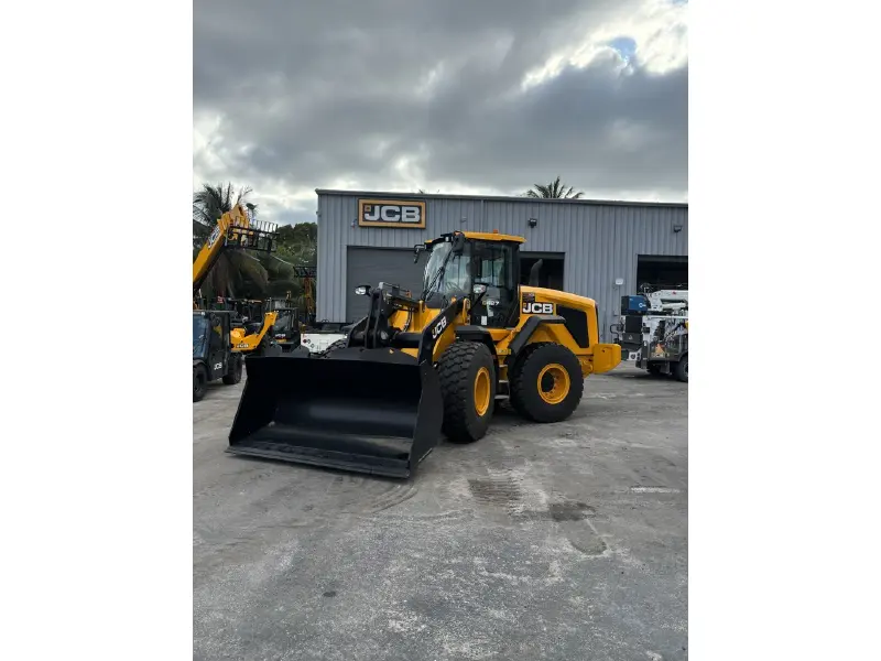 2026 JCB 427 Wheel Loader