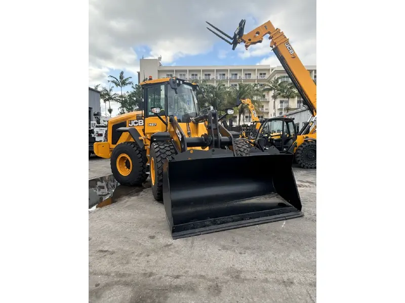 2026 JCB 427 Wheel Loader