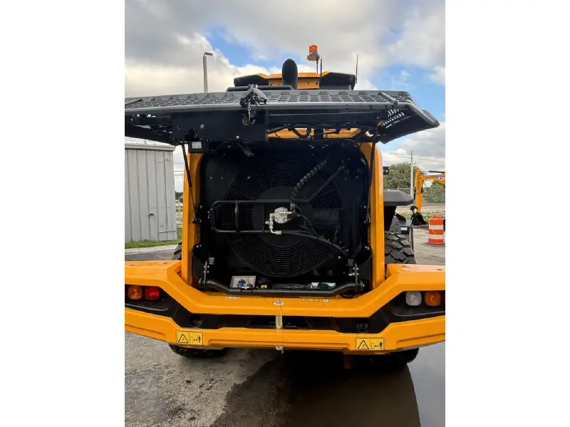 2026 JCB 427 Wheel Loader