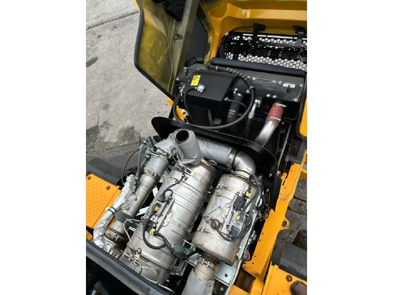 2026 JCB 427 Wheel Loader