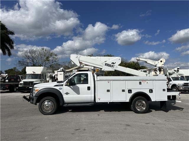 2015 FORD F550 in Belle Glade, FL