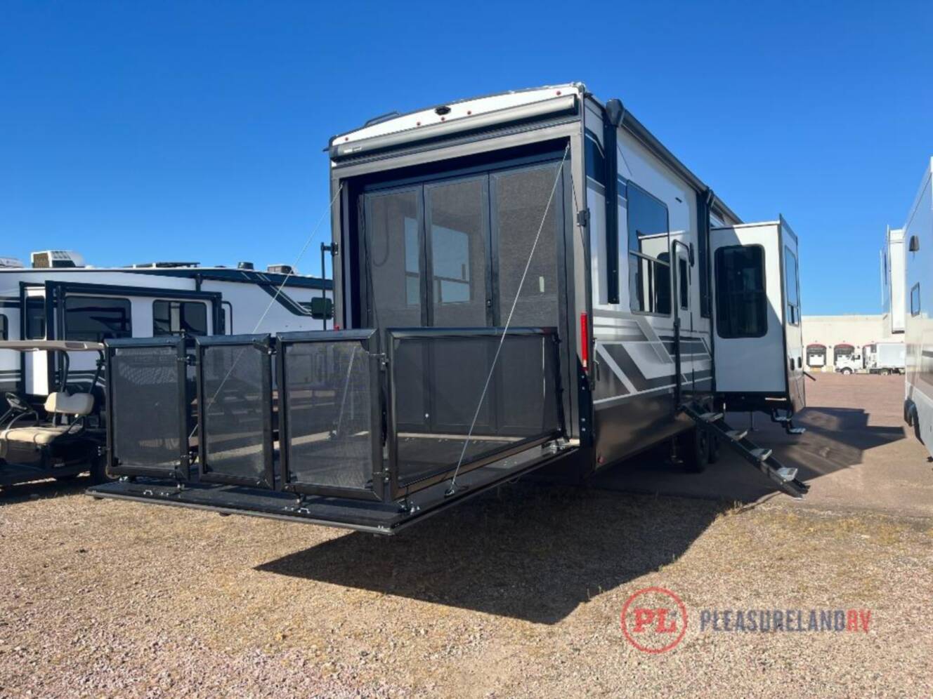 A photo of this 2026 Grand Design Momentum G-Class 350G