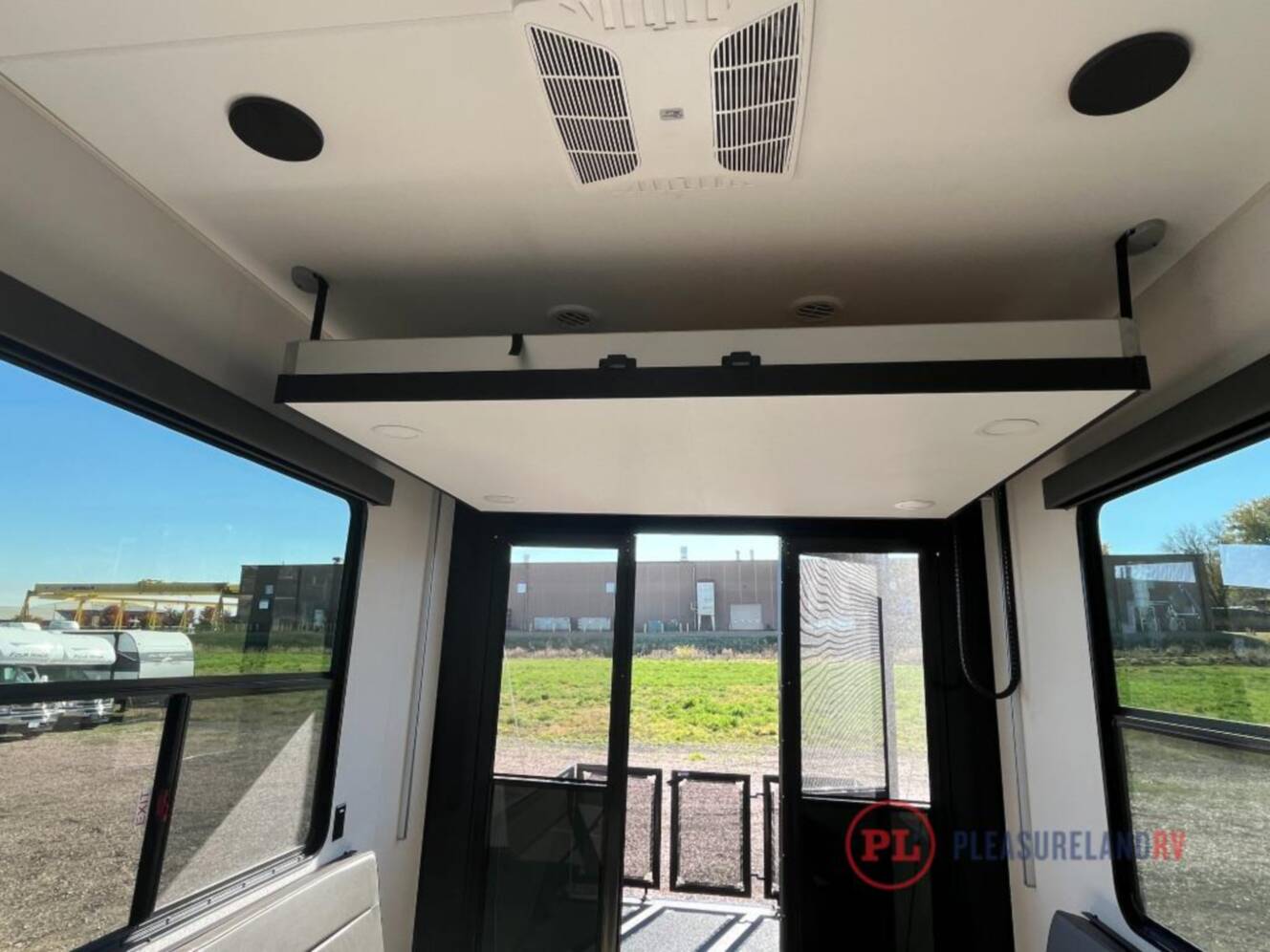 A photo of this 2026 Grand Design Momentum G-Class 350G