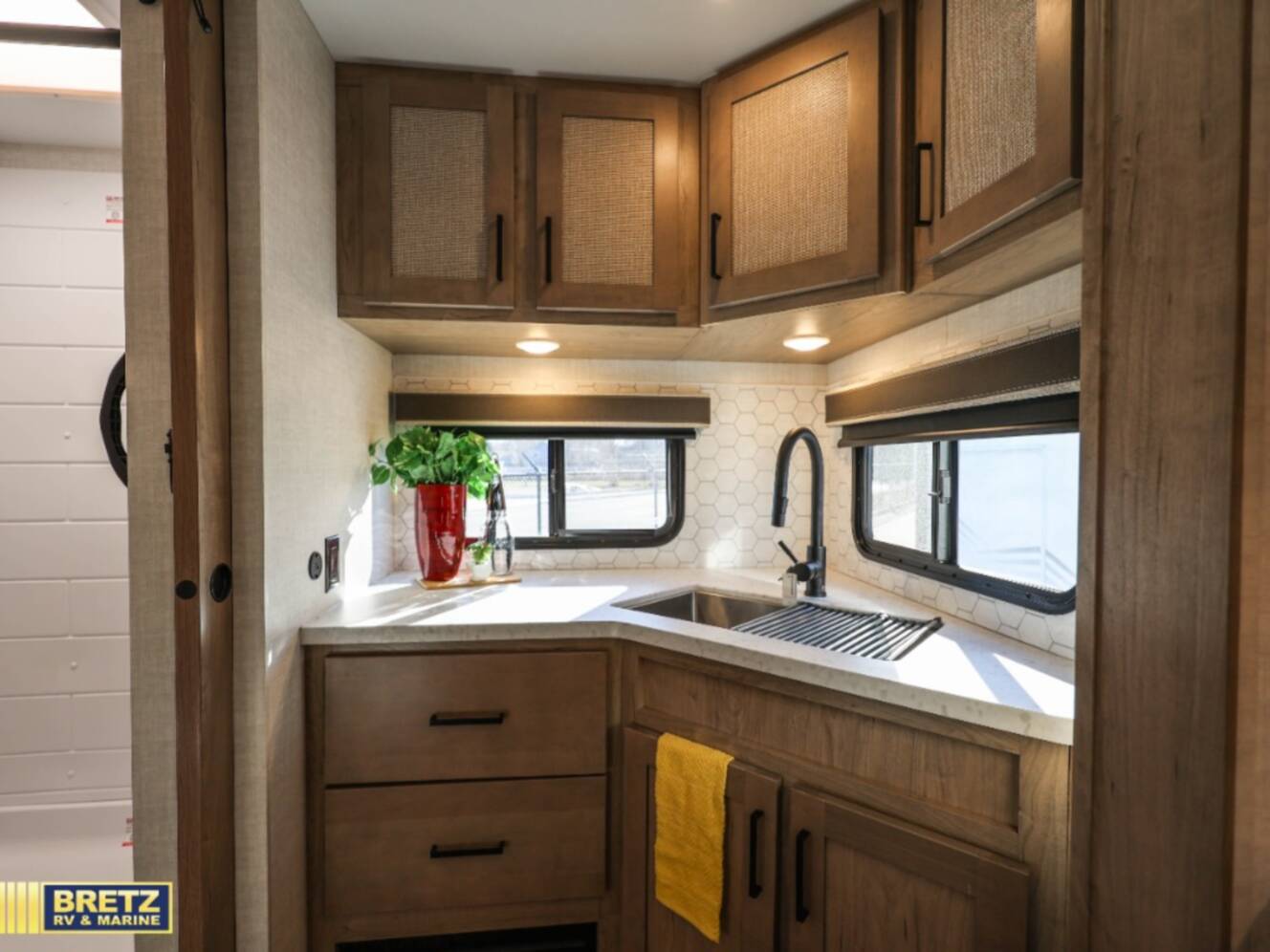 A photo of this 2025 Ember Rv E-Series 22MLQ