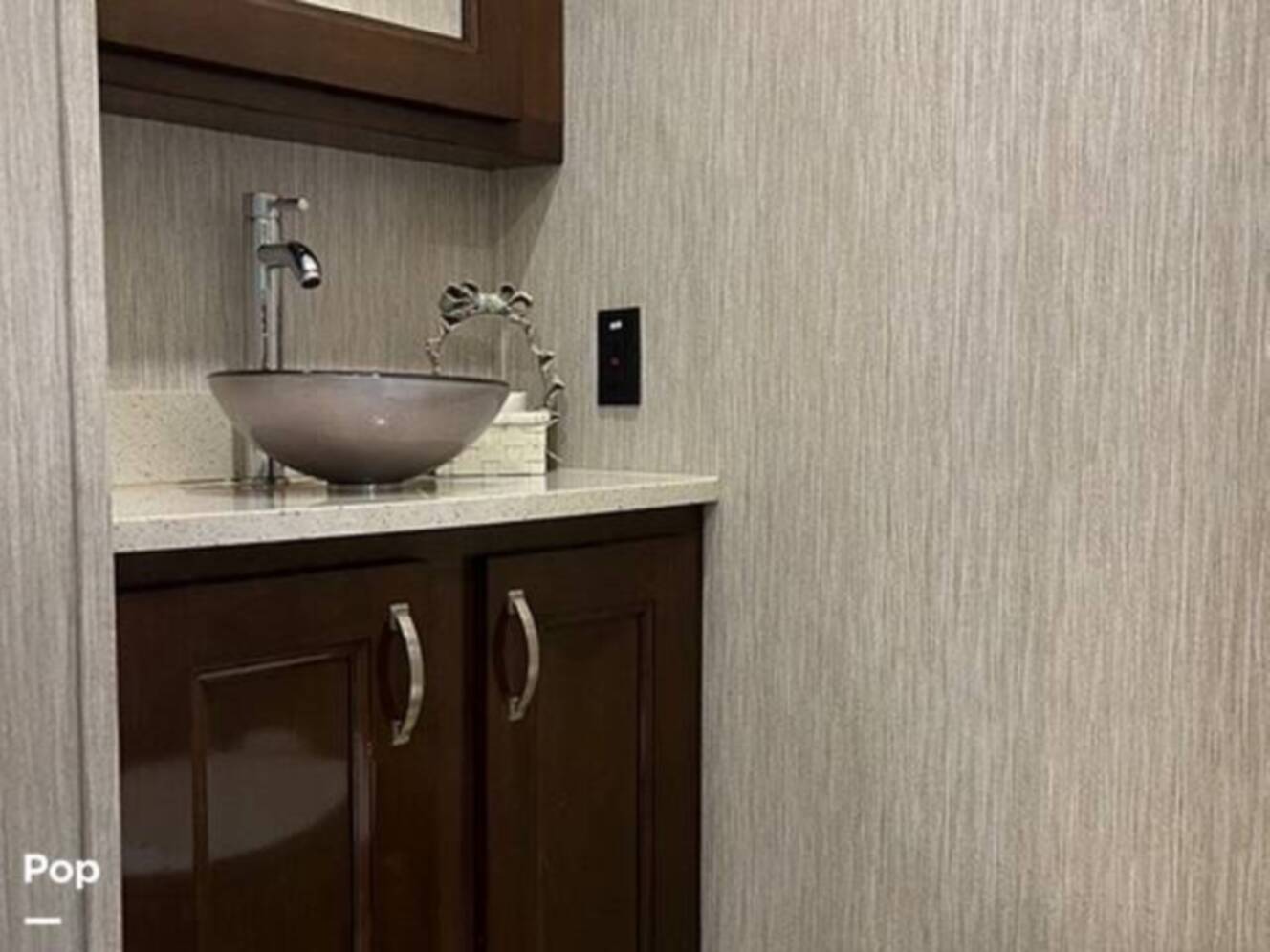 A photo of this 2019 Crossroads Redwood 3901MB