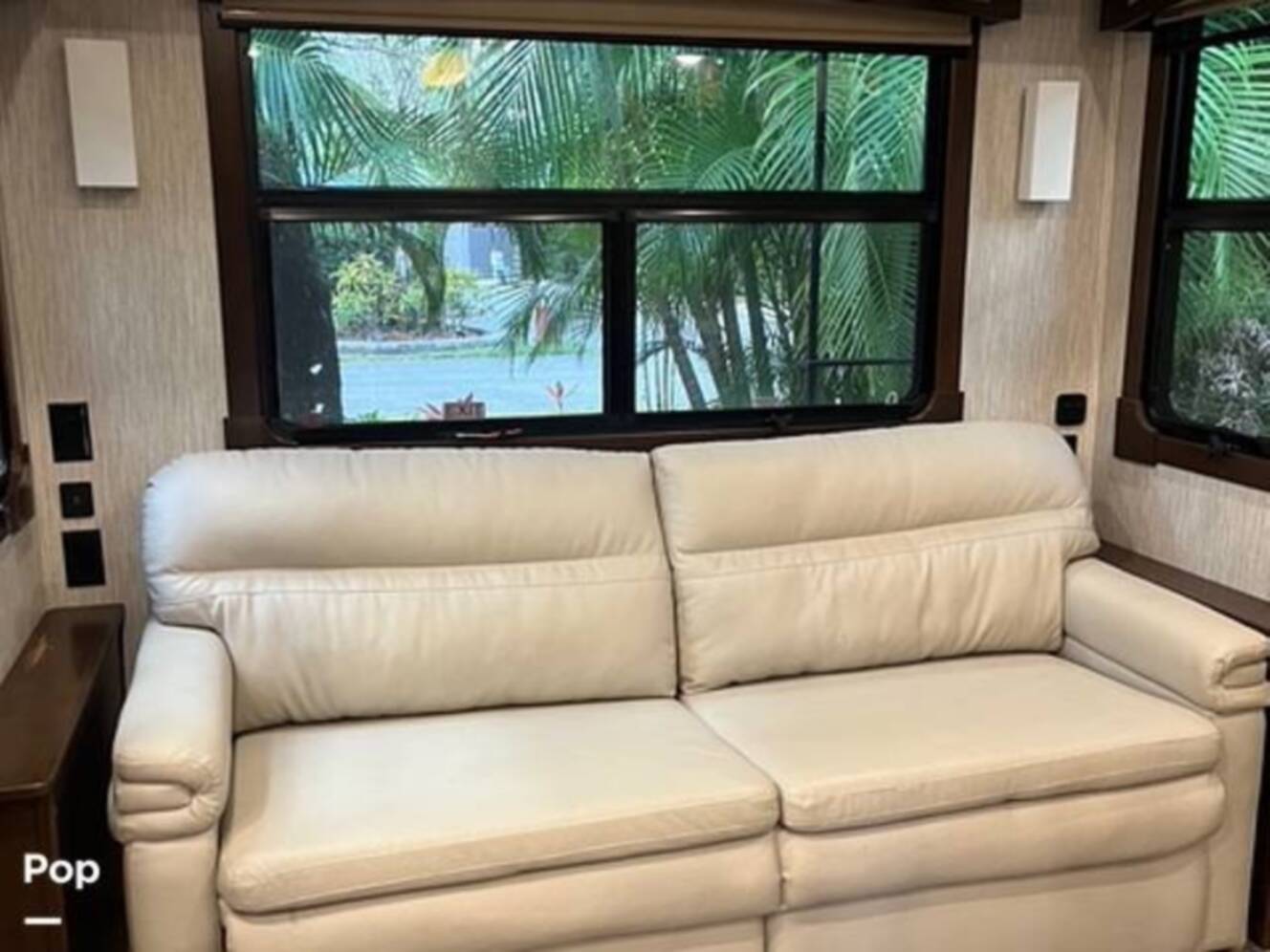 A photo of this 2019 Crossroads Redwood 3901MB