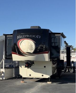 2019 REDWOOD REDWOOD 3941FL