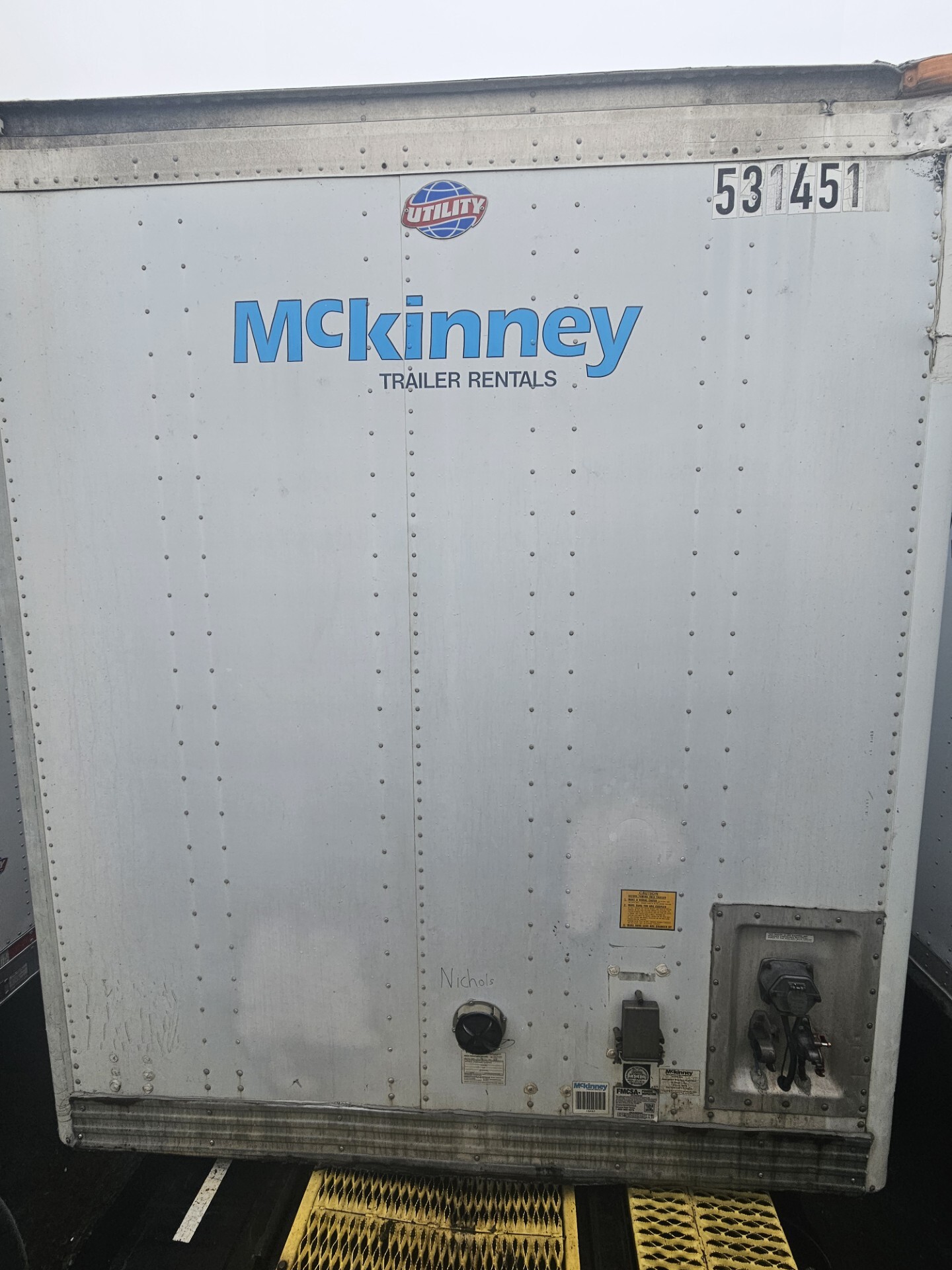 2002 UTILITY AIR RIDE - SWING DOOR in Portland, OR