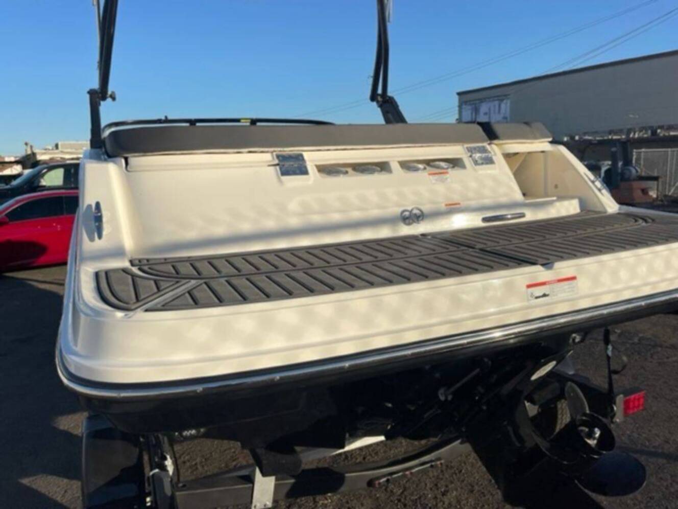 A photo of this 2024 Bayliner VR5
