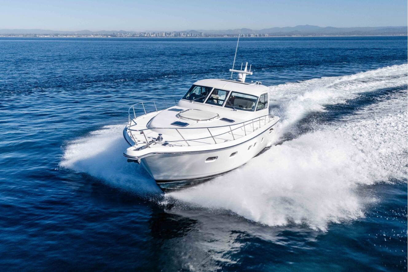 A photo of this 2006 Tiara Yachts 5200 Sovran Salon