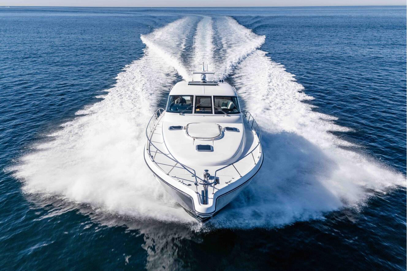 A photo of this 2006 Tiara Yachts 5200 Sovran Salon
