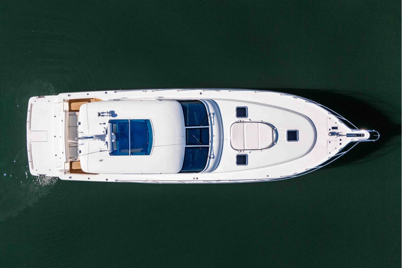 A photo of this 2006 Tiara Yachts 5200 Sovran Salon