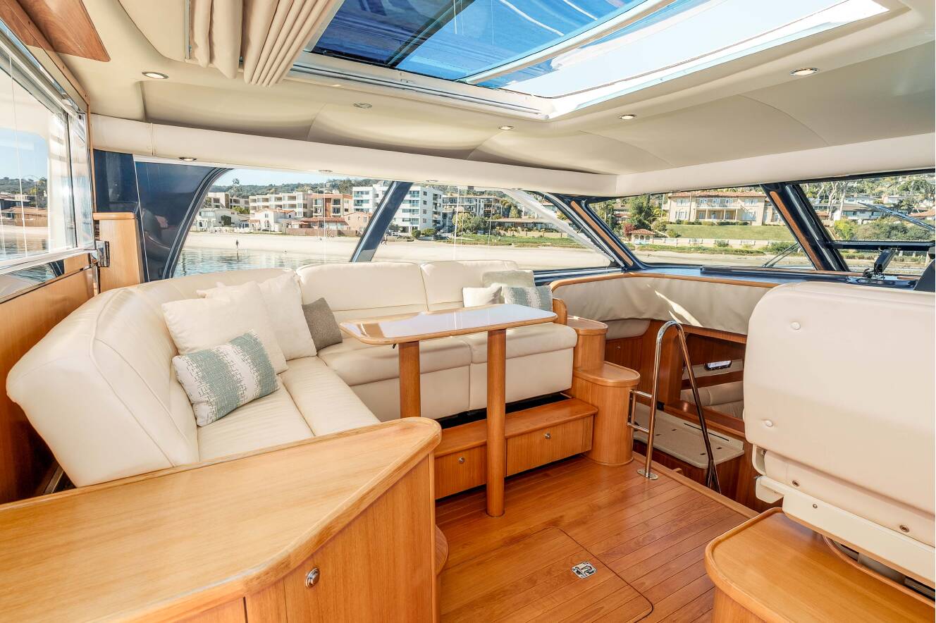 A photo of this 2006 Tiara Yachts 5200 Sovran Salon