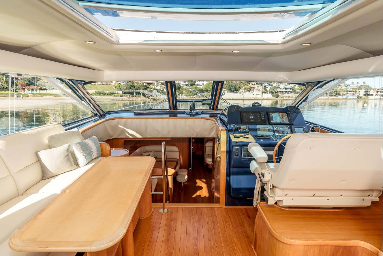 A photo of this 2006 Tiara Yachts 5200 Sovran Salon