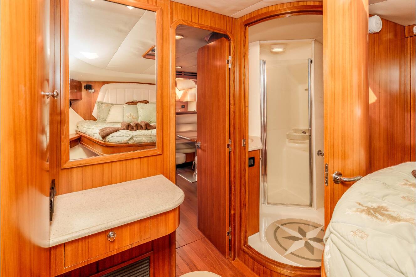 A photo of this 2006 Tiara Yachts 5200 Sovran Salon