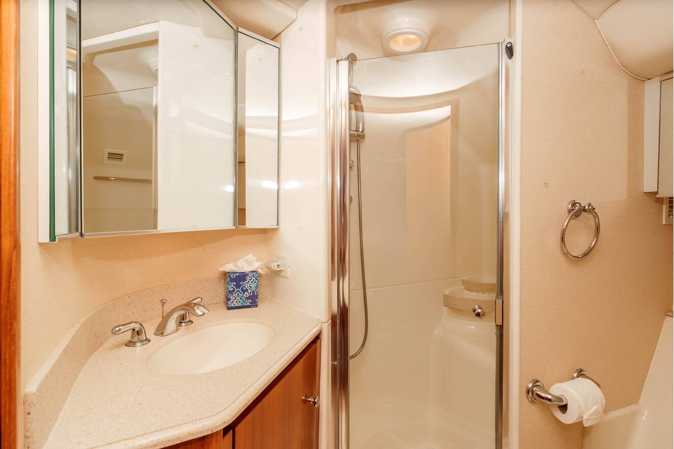 A photo of this 2006 Tiara Yachts 5200 Sovran Salon