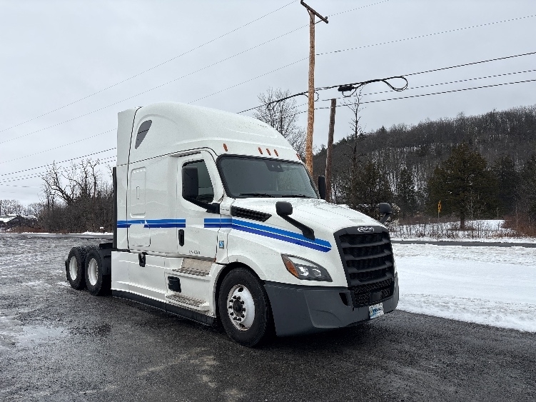2023 FREIGHTLINER CASCADIA 126 in Coxsackie, NY