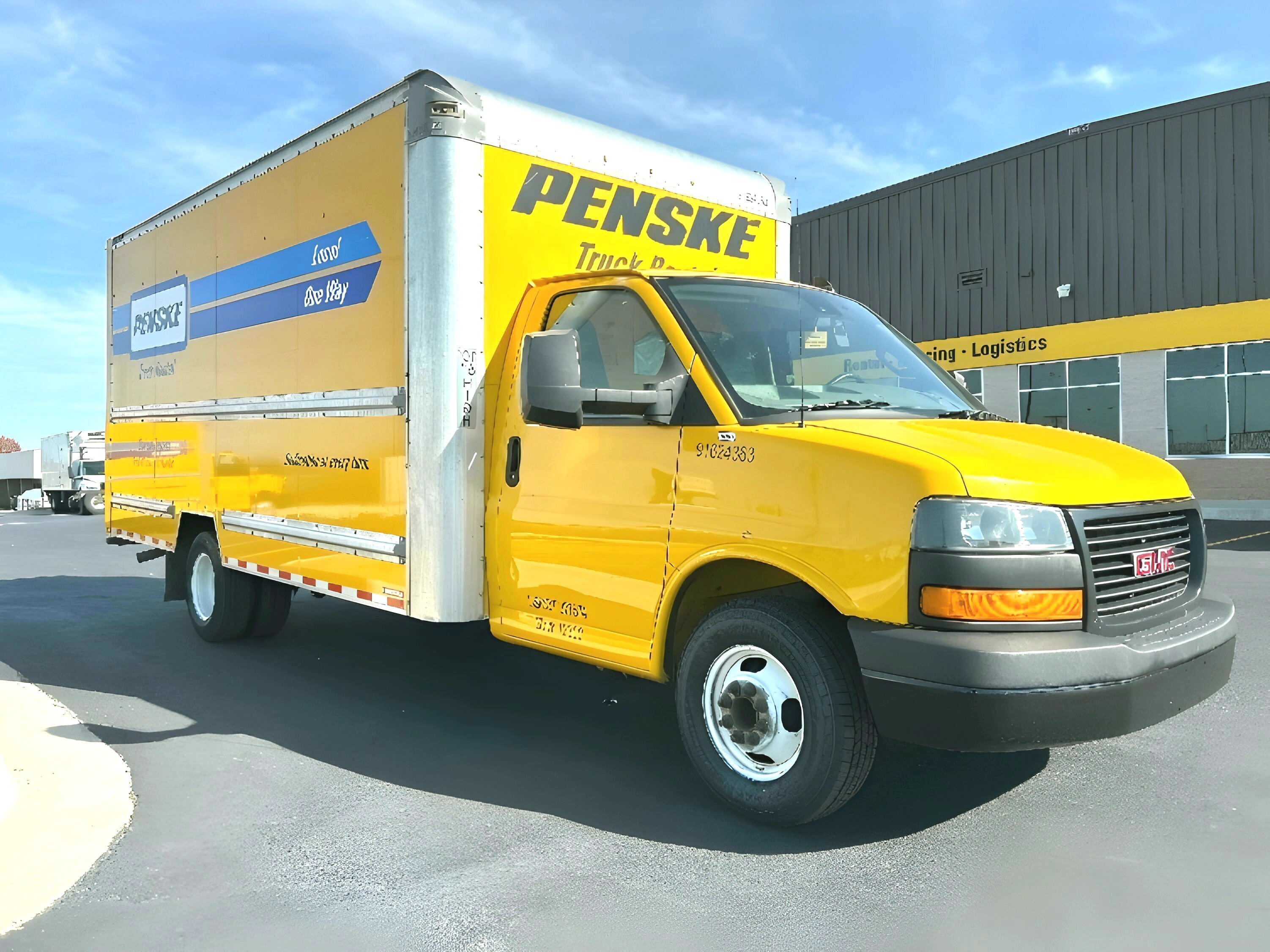 2022 GMC SAVANA in Auburn, MA