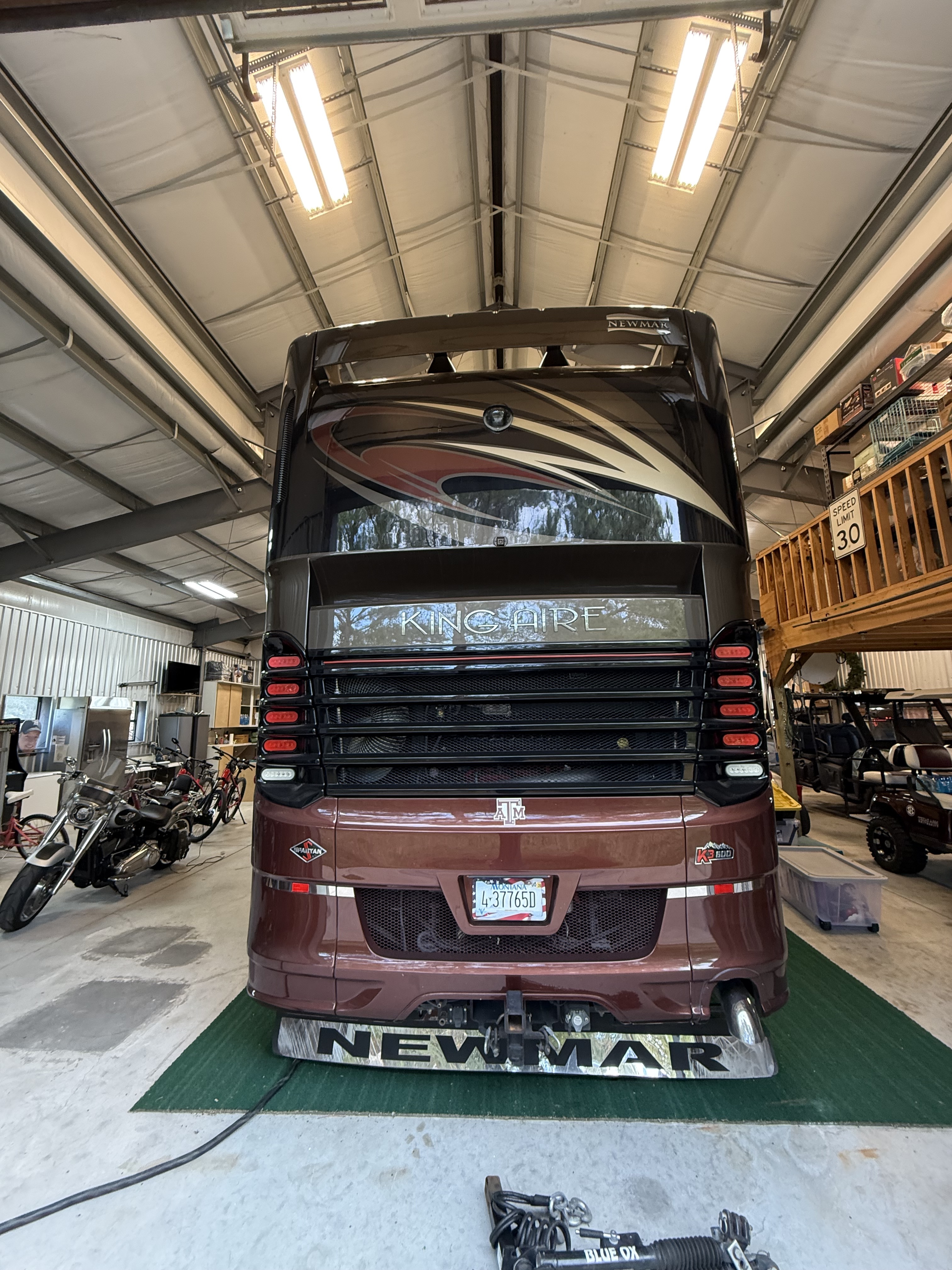 2017 Newmar KING AIRE 4519 in cyprss TX