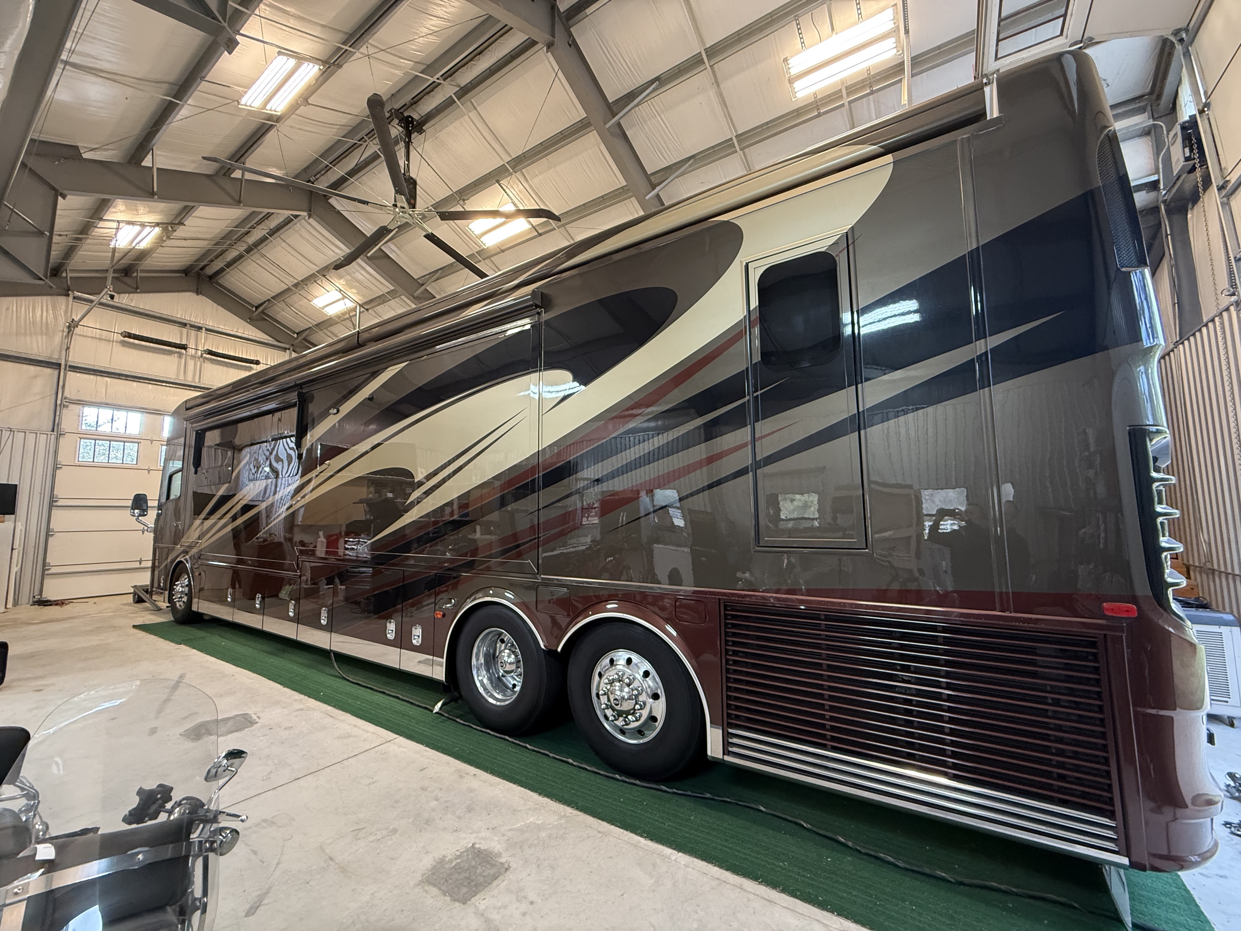2017 Newmar KING AIRE 4519 in cyprss TX