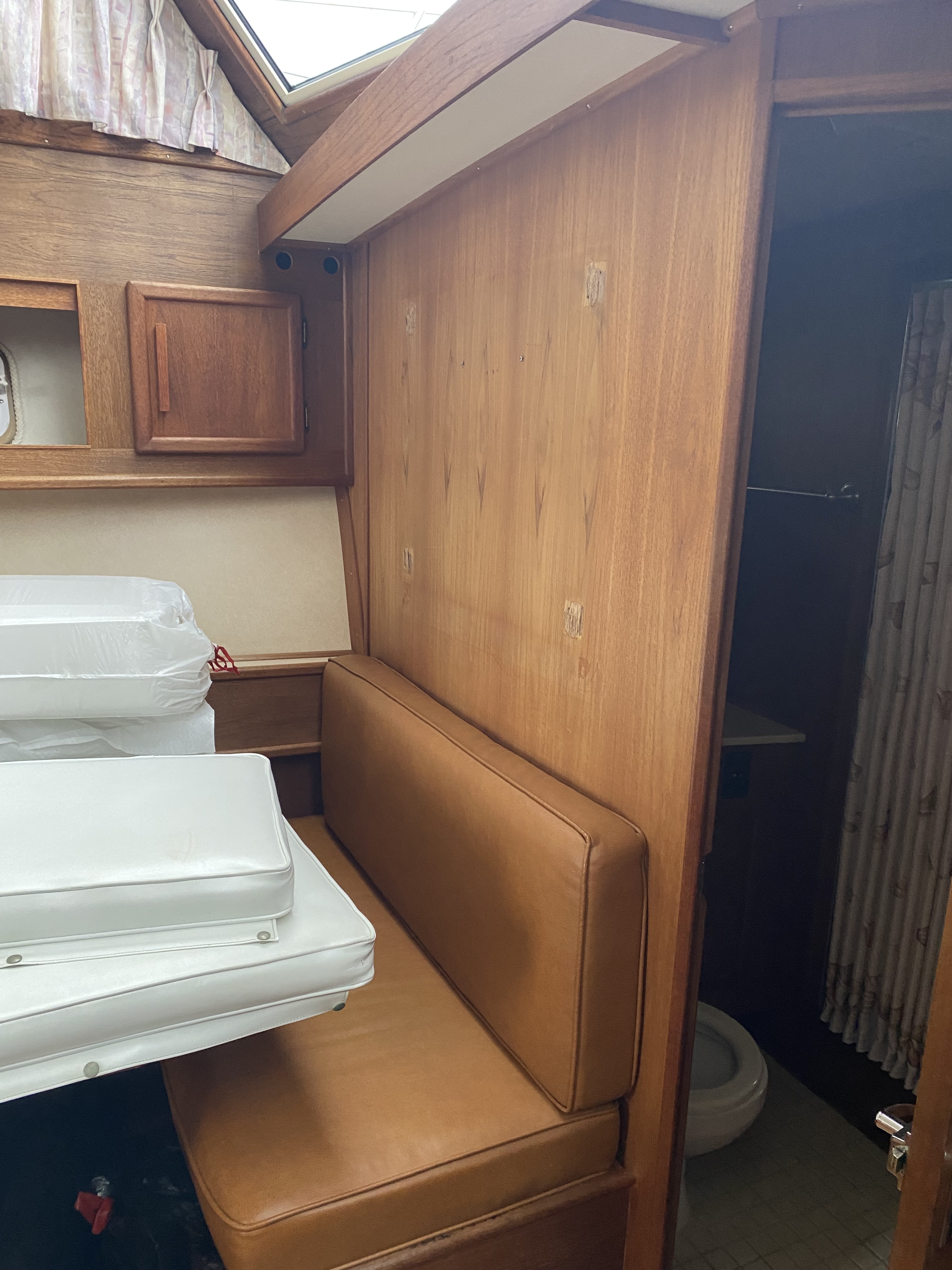 1985 Jersey DAWN 40 SPORTFISH in new bedford MA