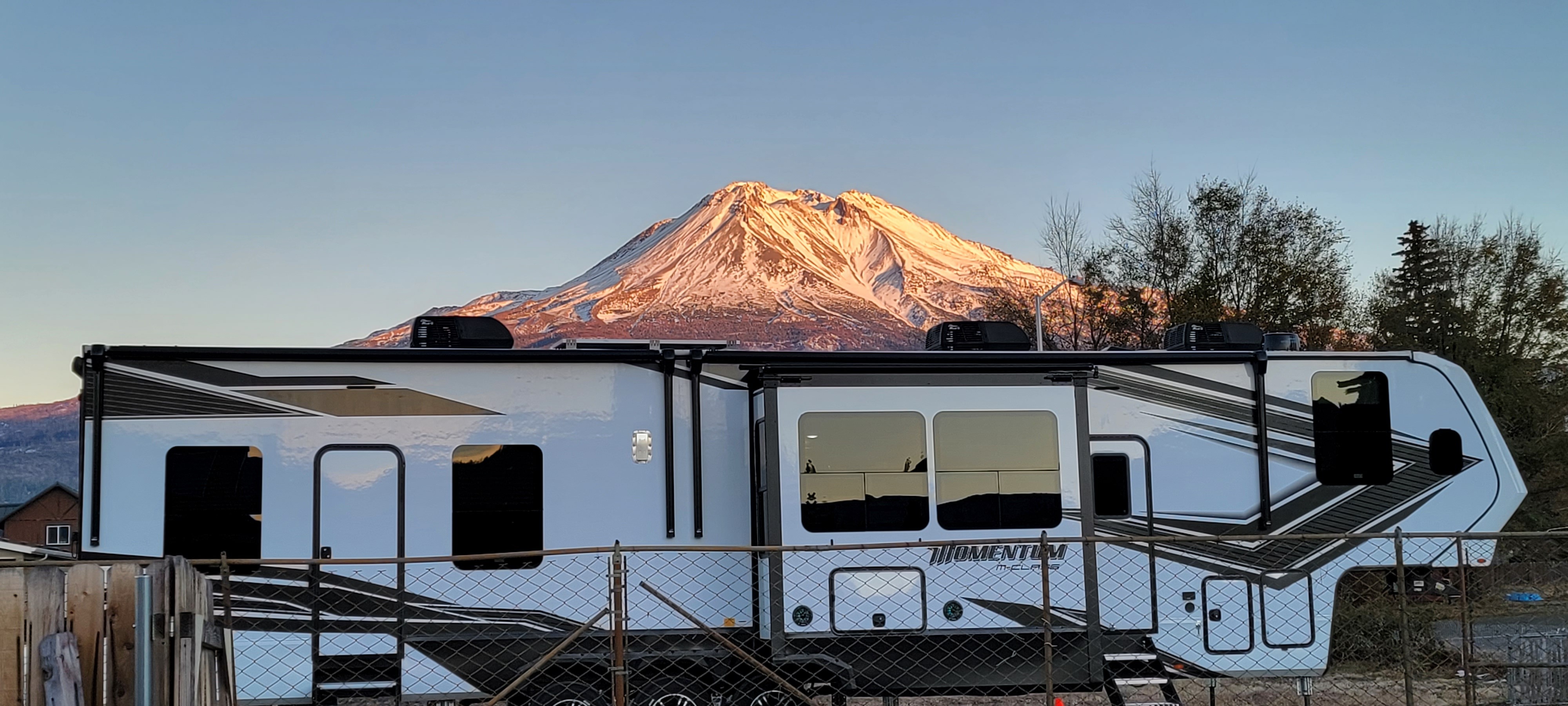 2023 Grand Design MOMENTUM M-CLASS 398M in fallon NV