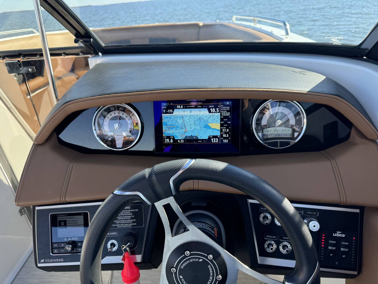 A photo of this 2023 Four Winns Hd Series