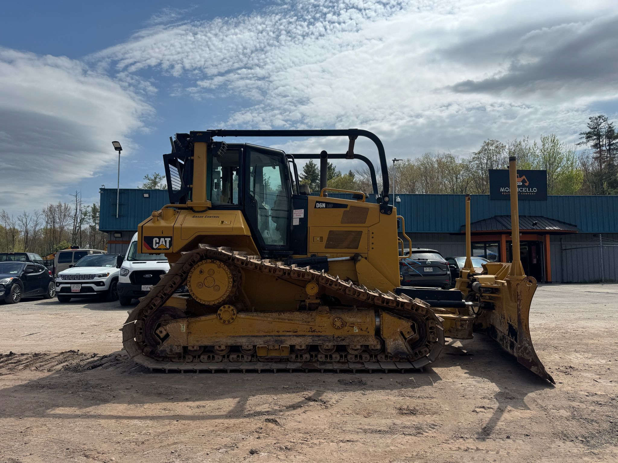 2019 CATERPILLAR D6N LGP in Monticello, NY