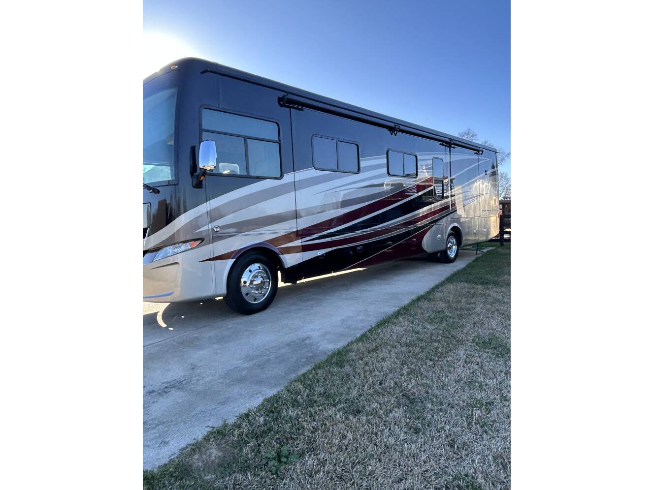 A photo of this 2018 Tiffin Motorhomes ALLEGRO OPEN ROAD 36LA
