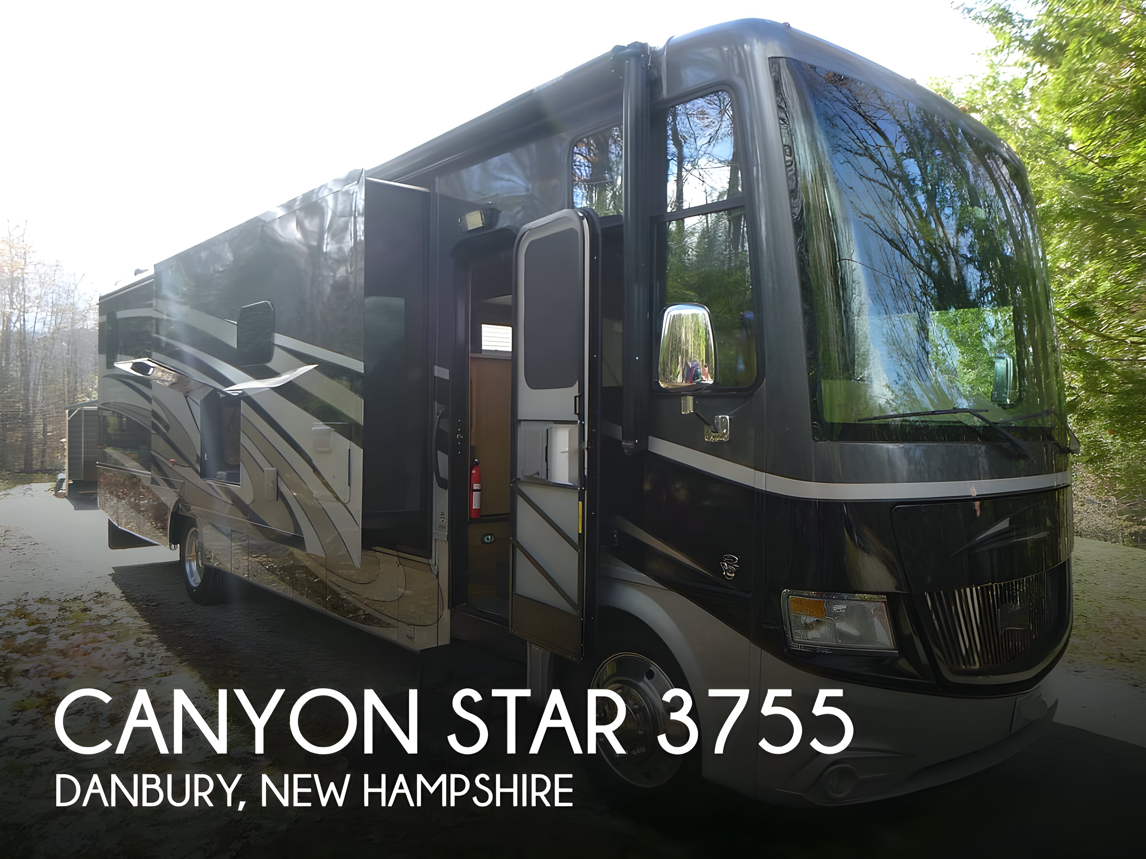 2016 Newmar Canyon Star 3755 in danbury NH