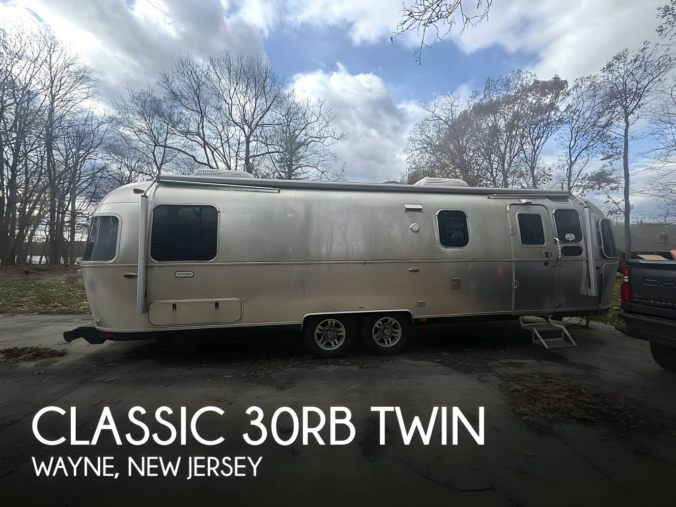 A photo of this 2020 Airstream Classic 30RB Twin