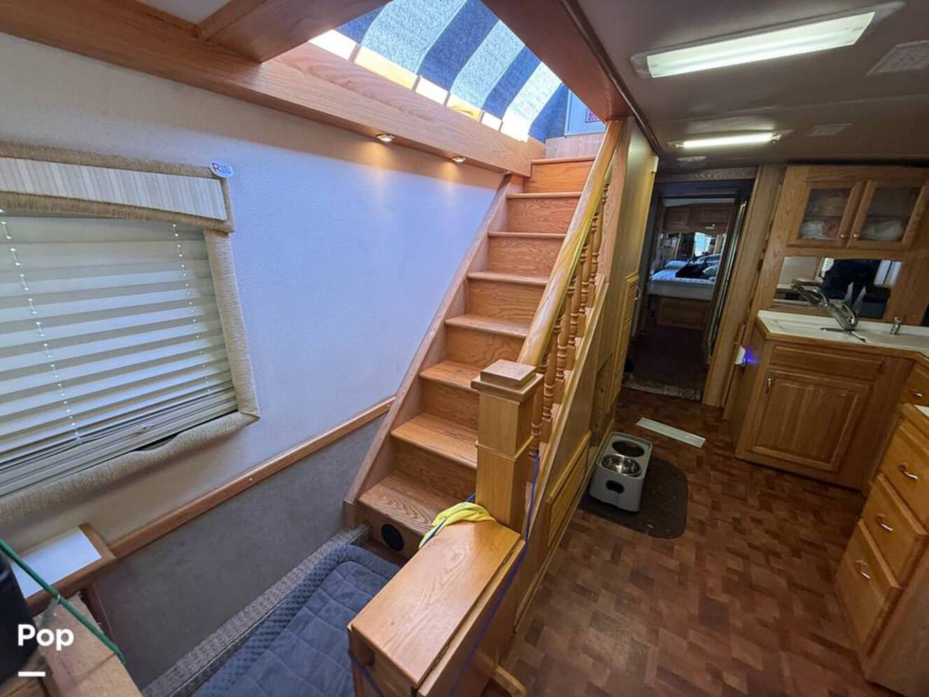 A photo of this 2006 Airstream Skydeck XL XL390