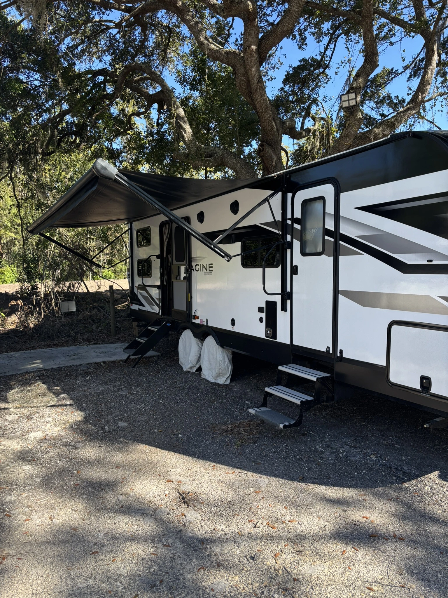 2023 Grand Design IMAGINE 2800BH RV