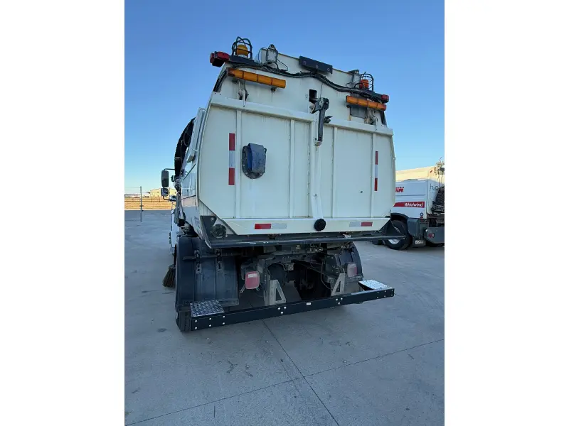 2019 JOHNSTON VT651