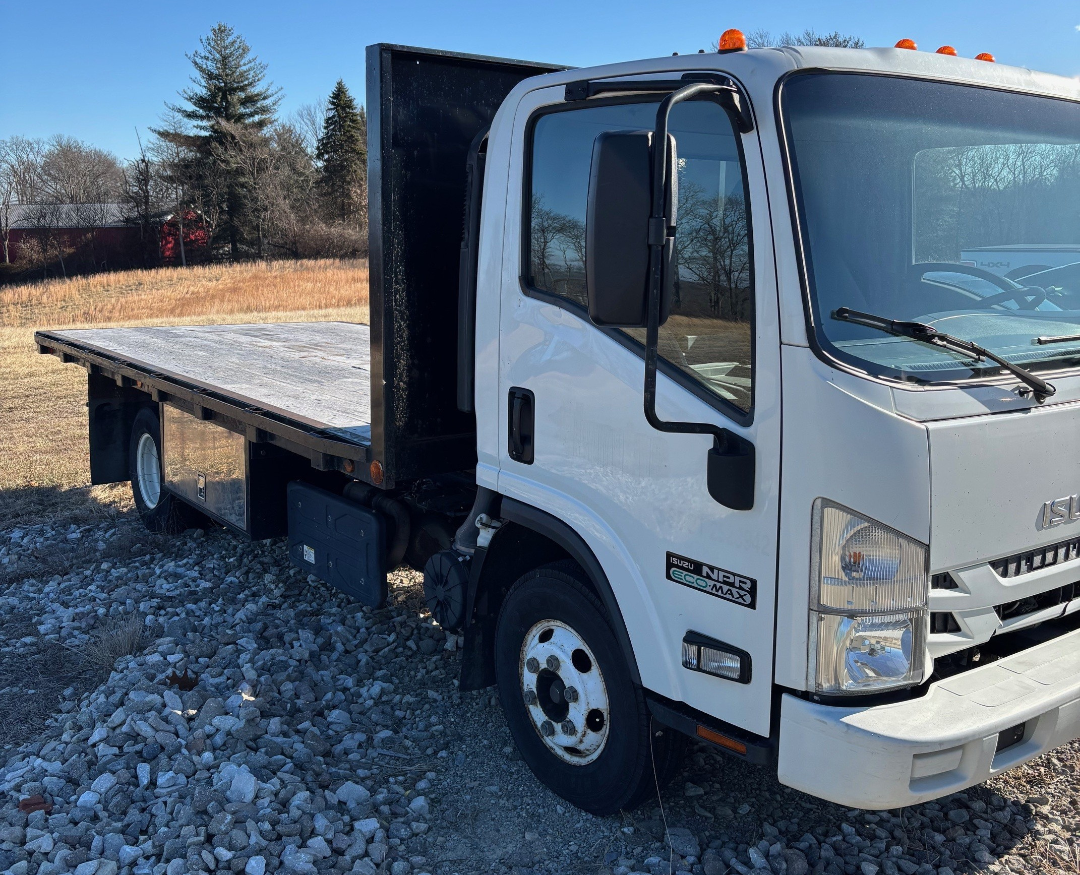 2015 ISUZU ECOMAX in Cleves, OH