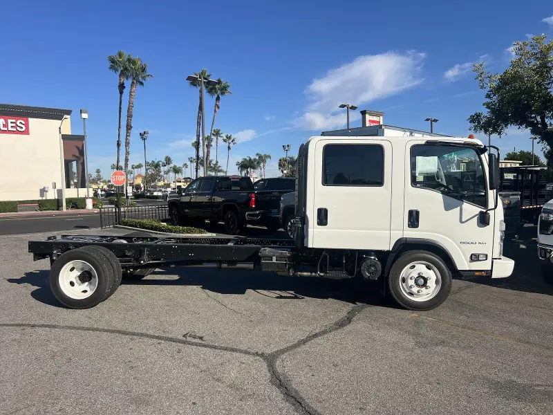 2025 CHEVROLET NRR GAS