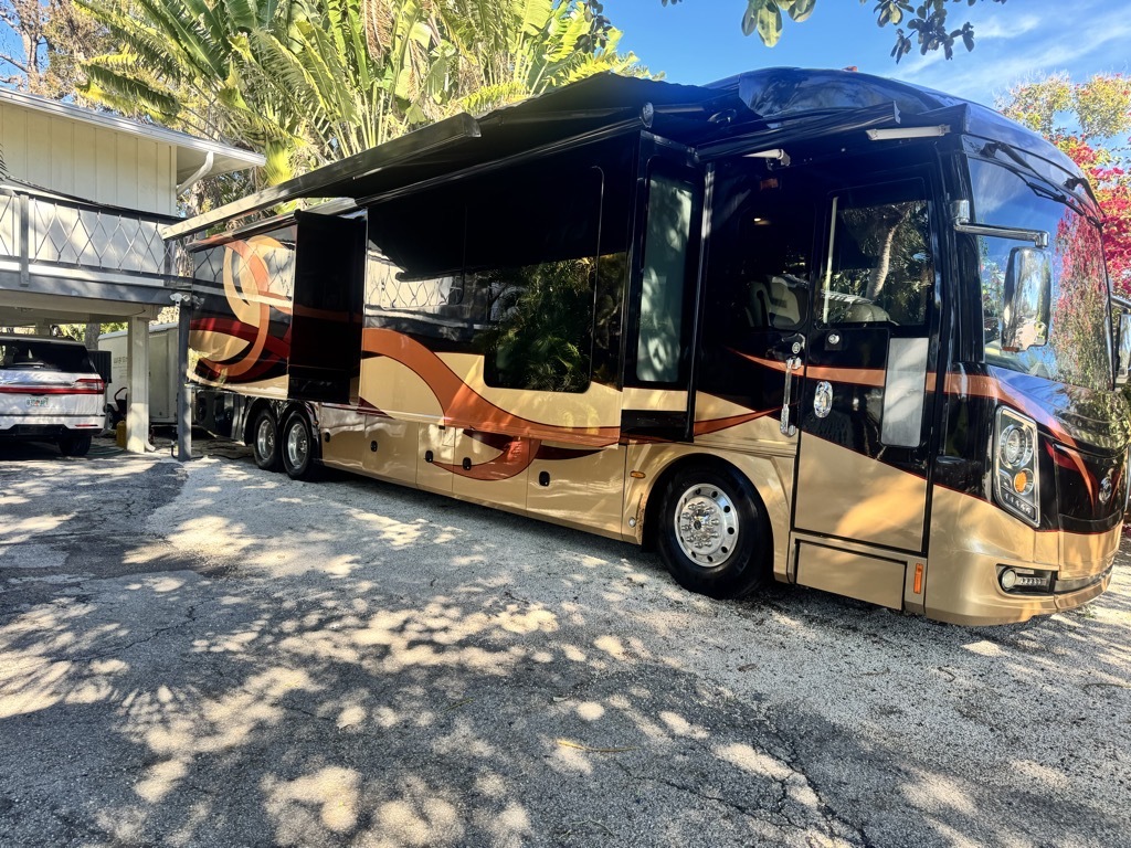 American Coach American Heritage 45T Fifth Wheels For Sale - RV Trader
