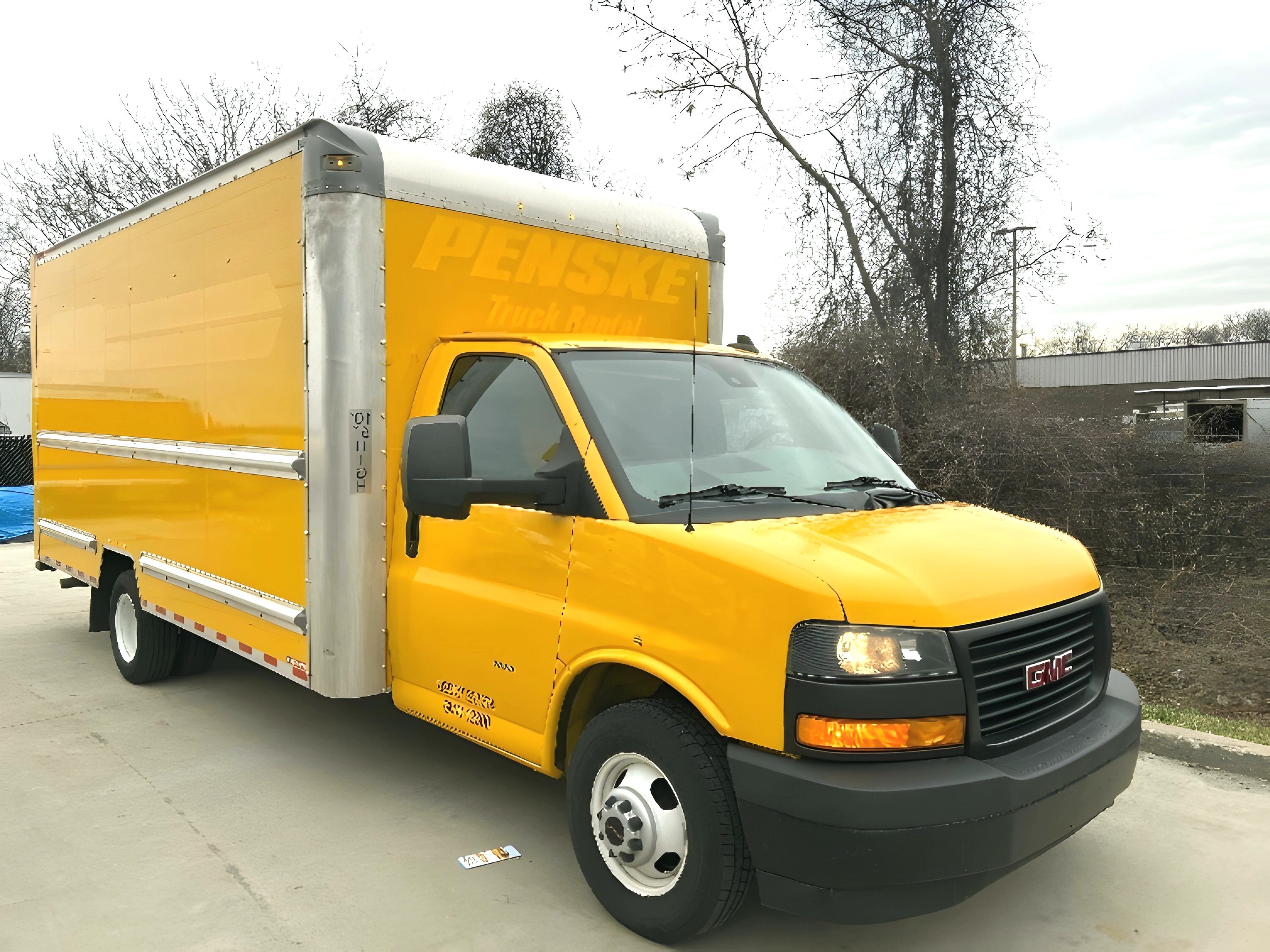 2021 GMC SAVANA in Chicopee, MA