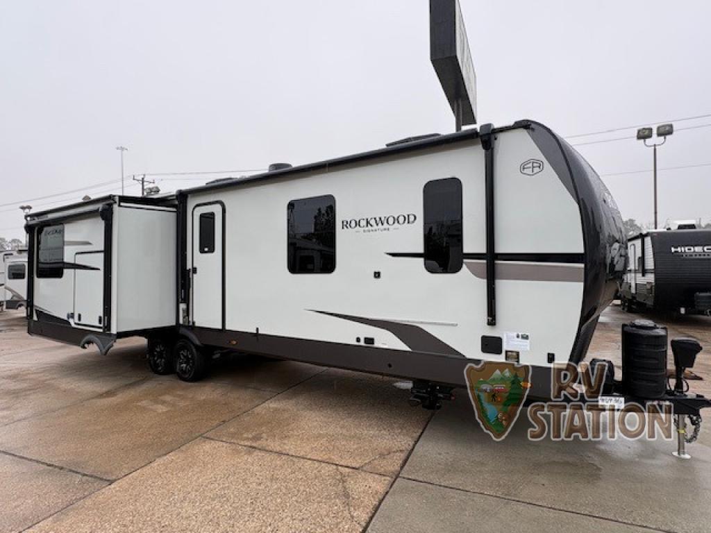 2026 Forest River Rv Rockwood Signature 8332SB RV