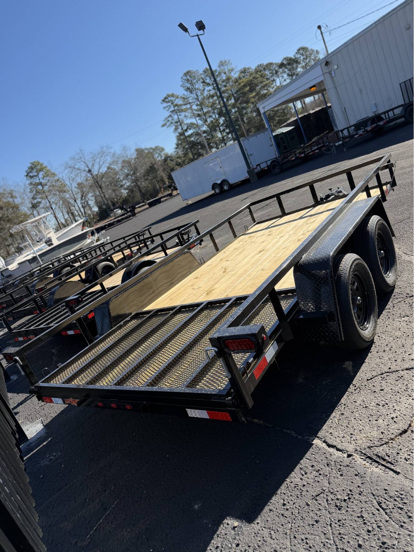 A photo of this 2025 Down To Earth Construction & Equipment  6'8"X14' Slingshot Trailer