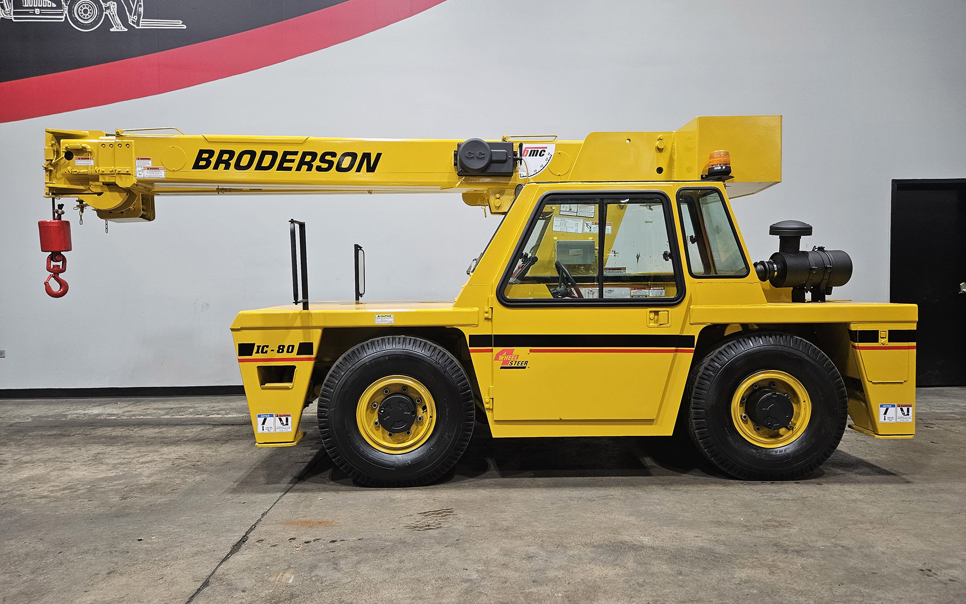 2016 BRODERSON IC-80-3J in Cary, IL