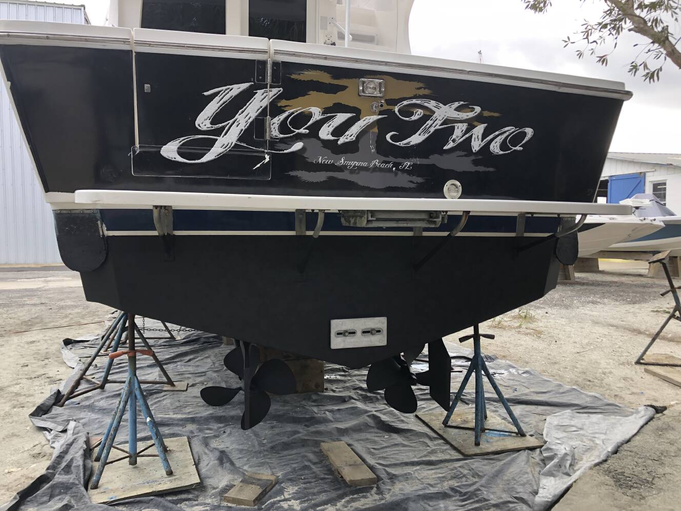A photo of this 2005 Luhrs 34 CONVERTIBLE