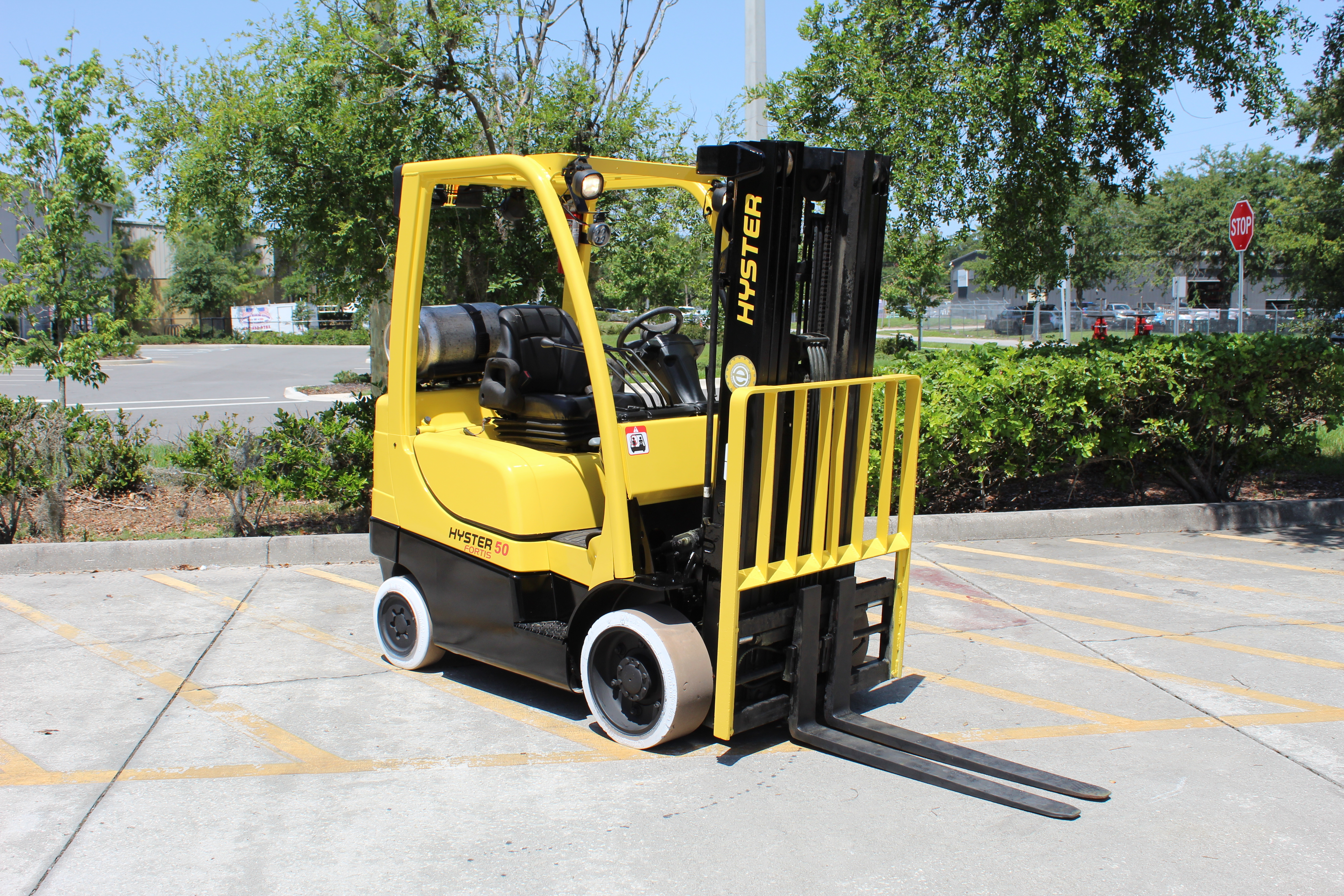 2017 HYSTER S50FT in Kissimmee, FL