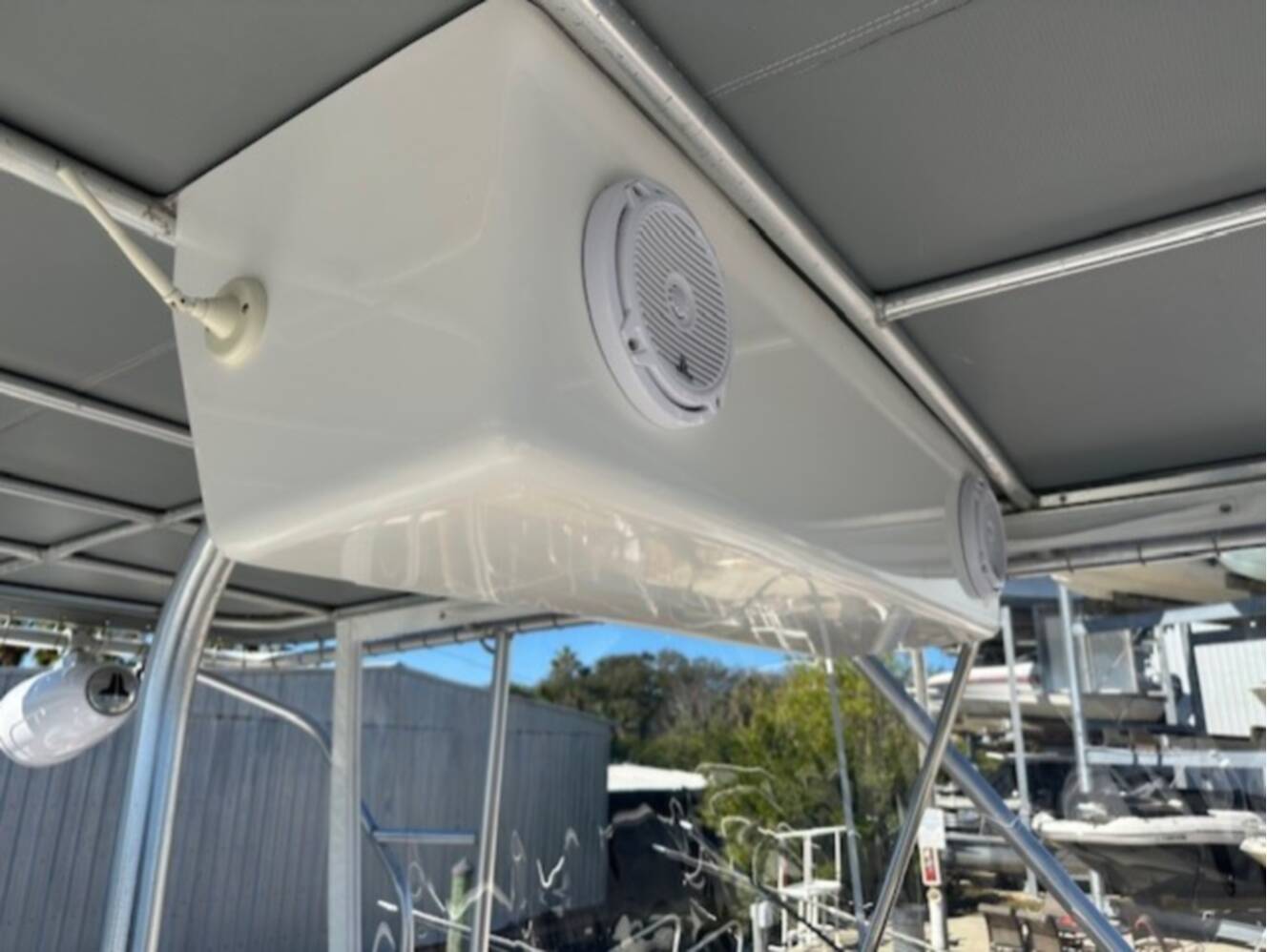 A photo of this 2005 Luhrs 34 CONVERTIBLE