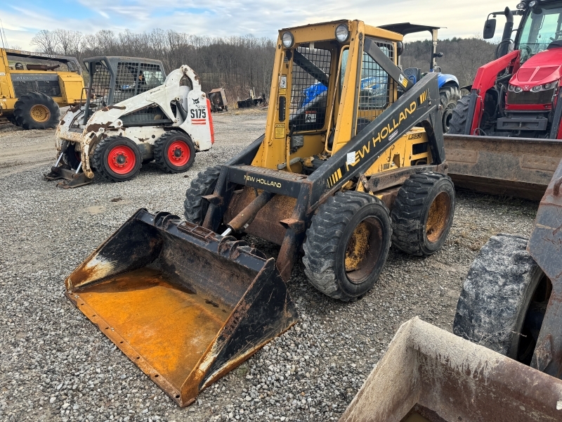 1992 NEW HOLLAND L553 in Lewisville, OH