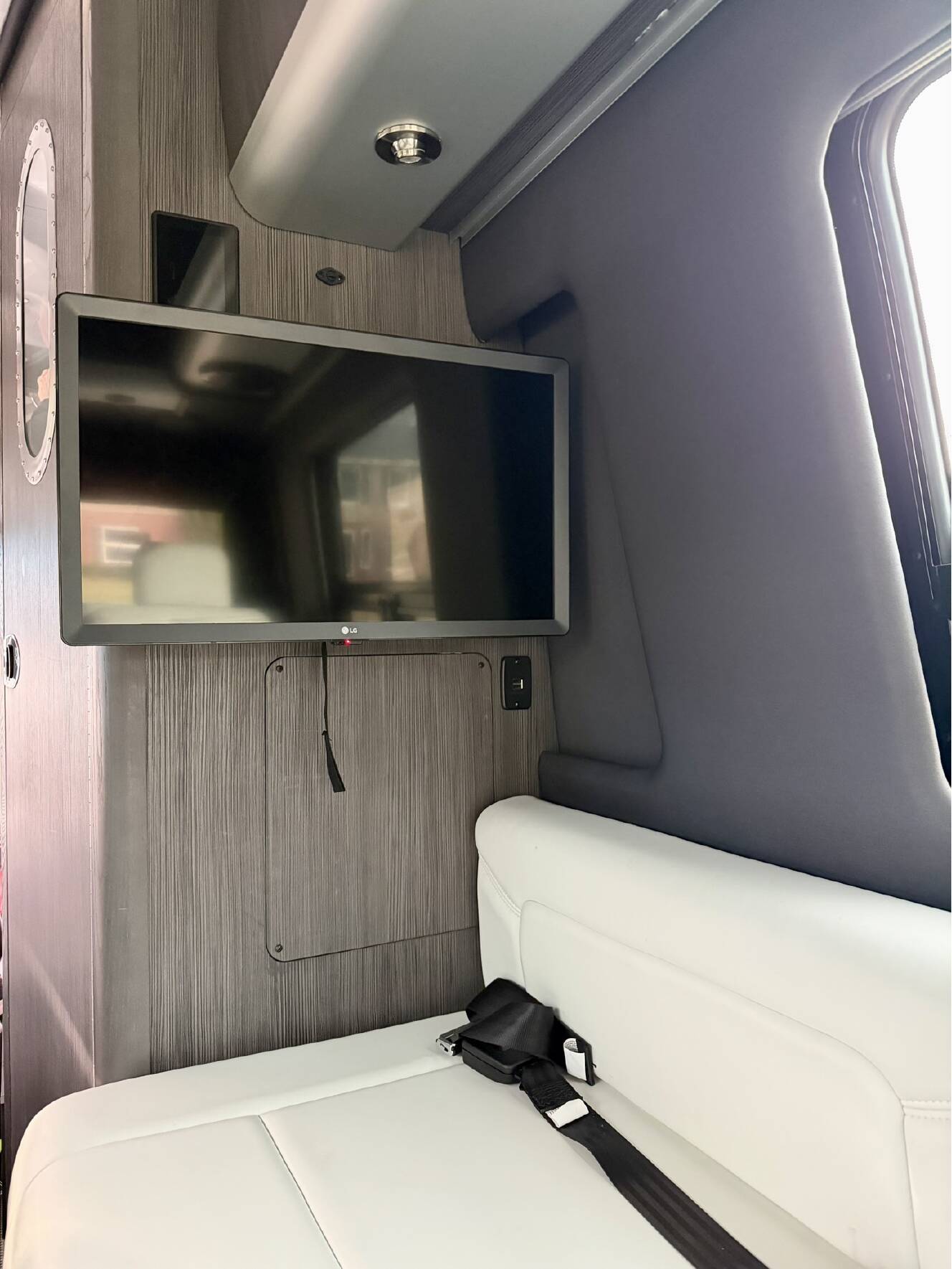 A photo of this 2021 Airstream INTERSTATE 24GL 4X2