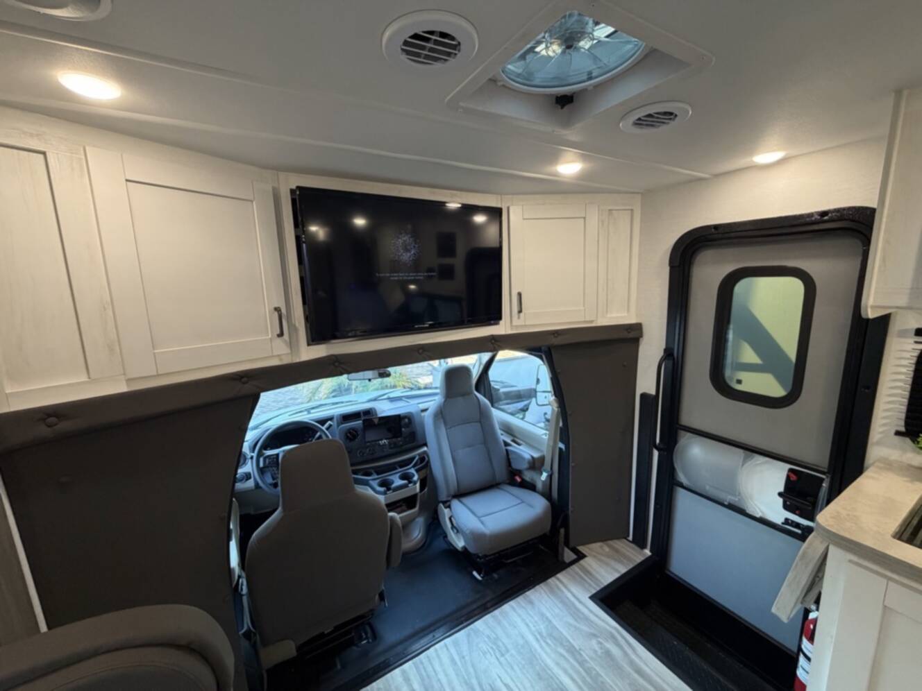 A photo of this 2026 Gulf Stream Super B