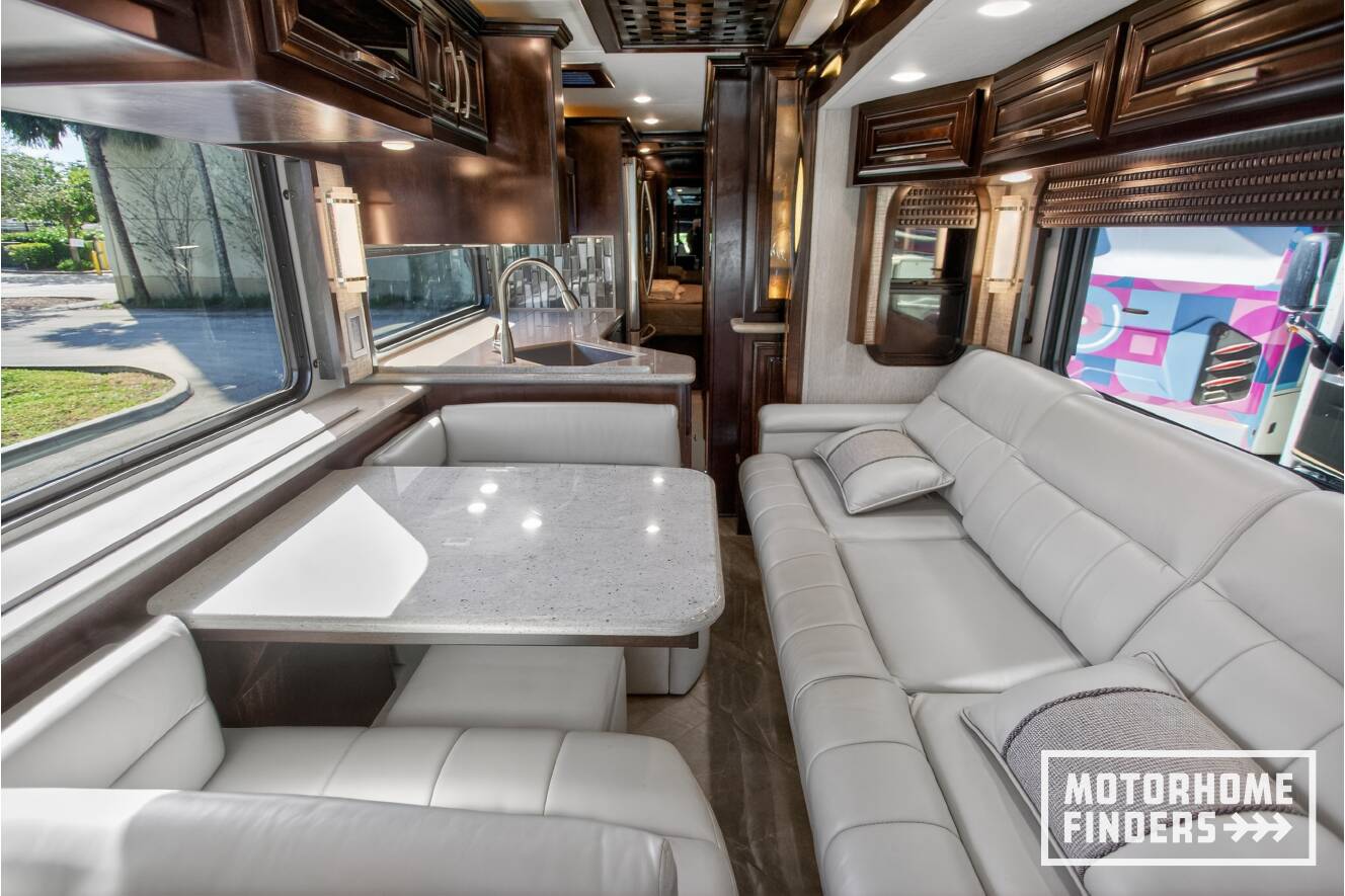 A photo of this 2021 Newmar NEW AIRE 3543