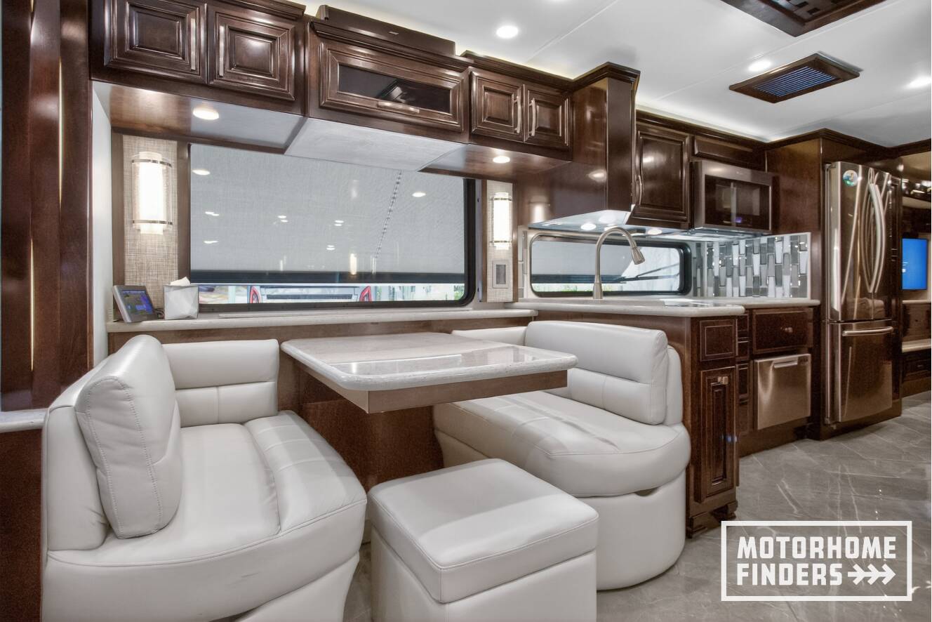 A photo of this 2021 Newmar NEW AIRE 3543