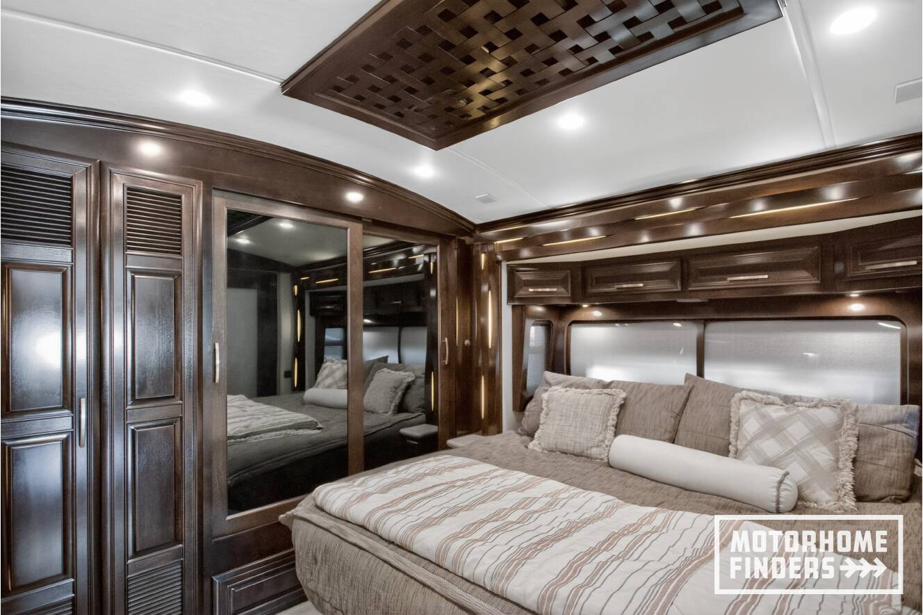 A photo of this 2021 Newmar NEW AIRE 3543